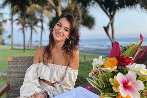 alina nude|Influencer Alina Yoga banned from Bali over nude photos around。